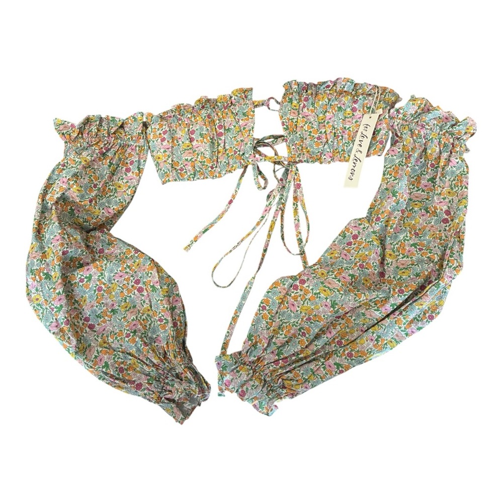 ✨ NWT For Love & Lemons Raleigh Detachable Sleeve Crop Top Size Small✨ - Picture 5 of 8